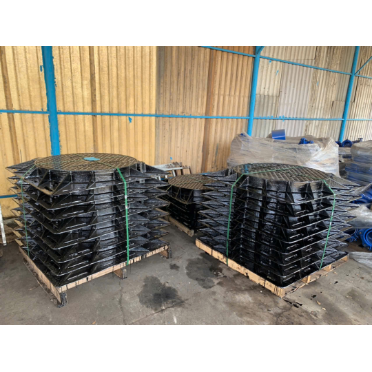 Nắp hố ga khung vuông nắp tròn